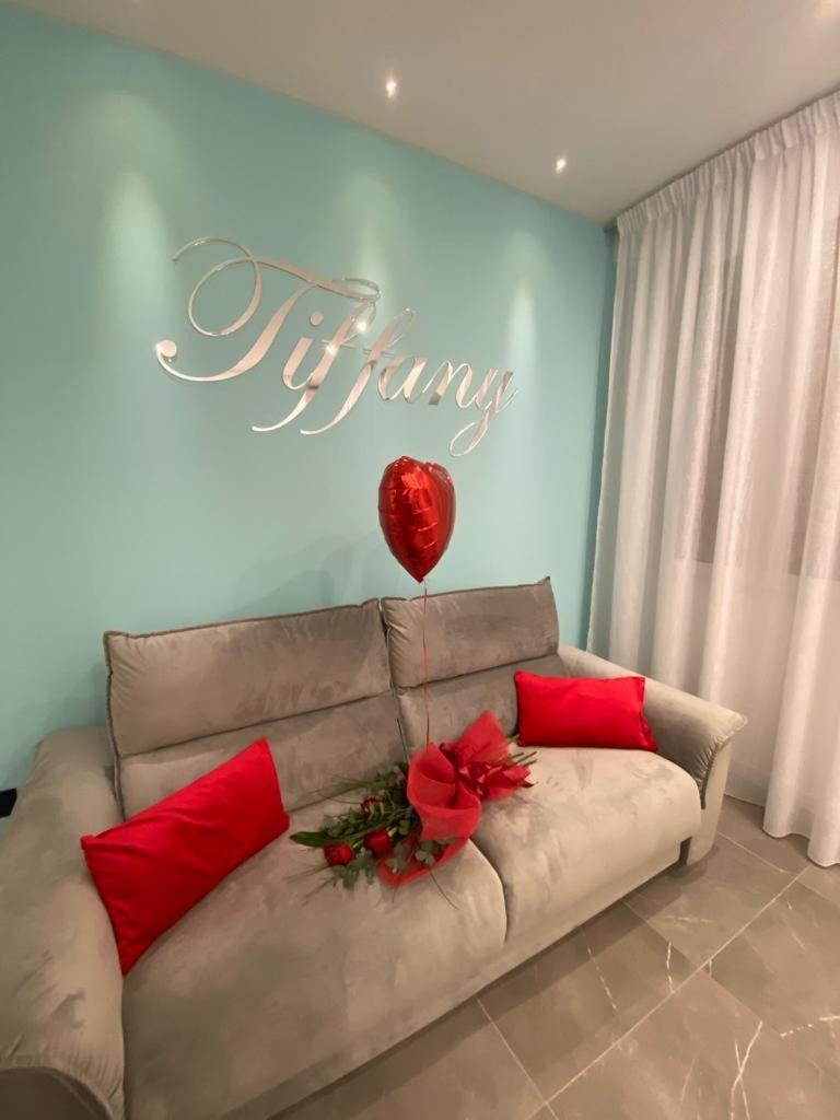 Tiffany - Sl House *
