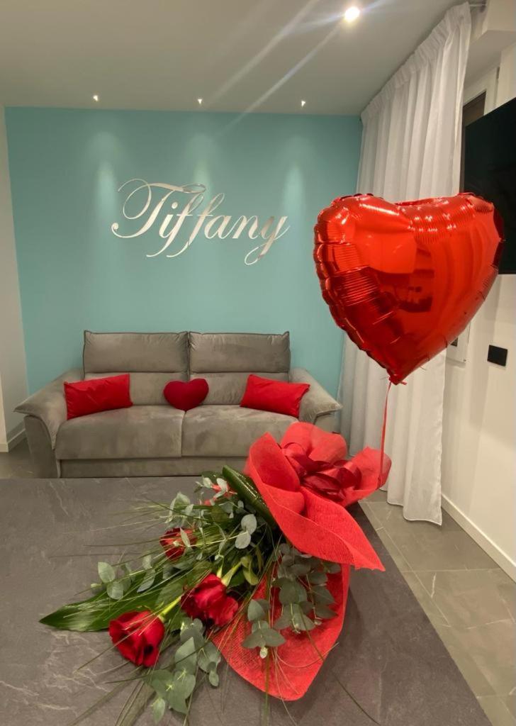 Tiffany - Sl House